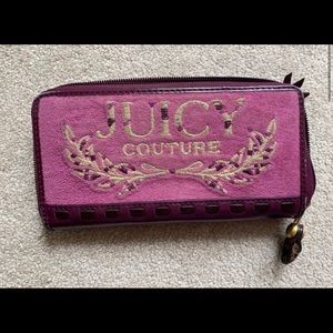 Purple Juicy Couture velvet wallet